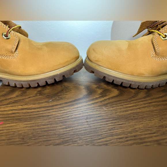PRE-OWNED/LIKE NEW 2010 MENS TIMBERLAND AP WATERPROOF CHUKKA